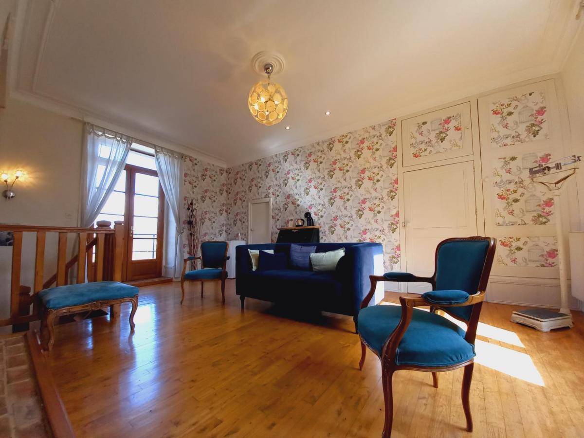 Au Pays De Jacquou : Chambre D'Hotes Et Table D'Hotes Fossemagne Экстерьер фото