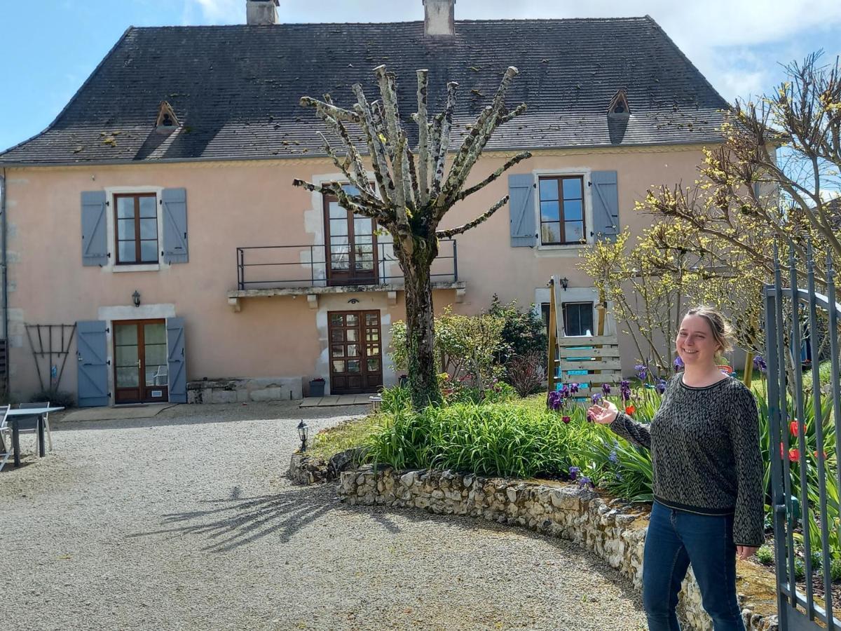 Au Pays De Jacquou : Chambre D'Hotes Et Table D'Hotes Fossemagne Экстерьер фото