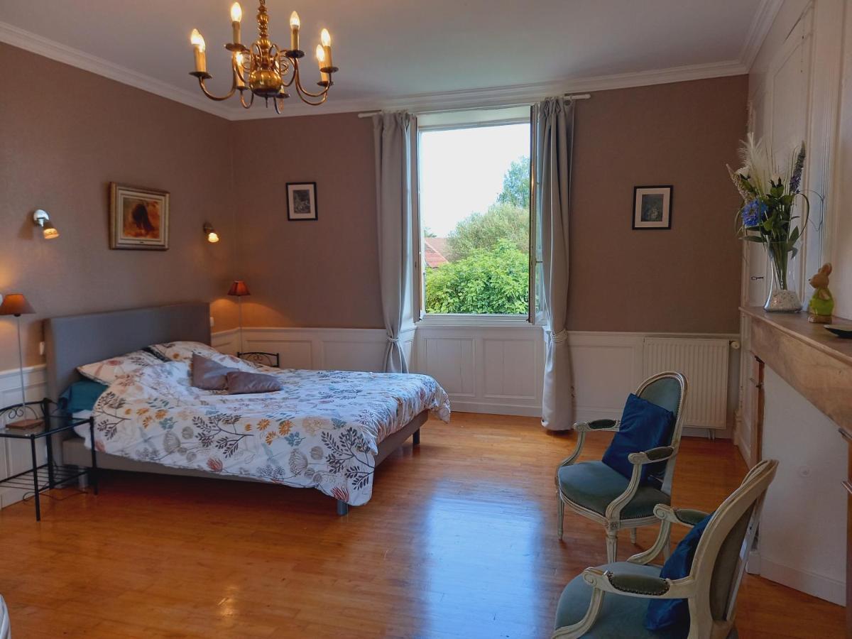 Au Pays De Jacquou : Chambre D'Hotes Et Table D'Hotes Fossemagne Экстерьер фото