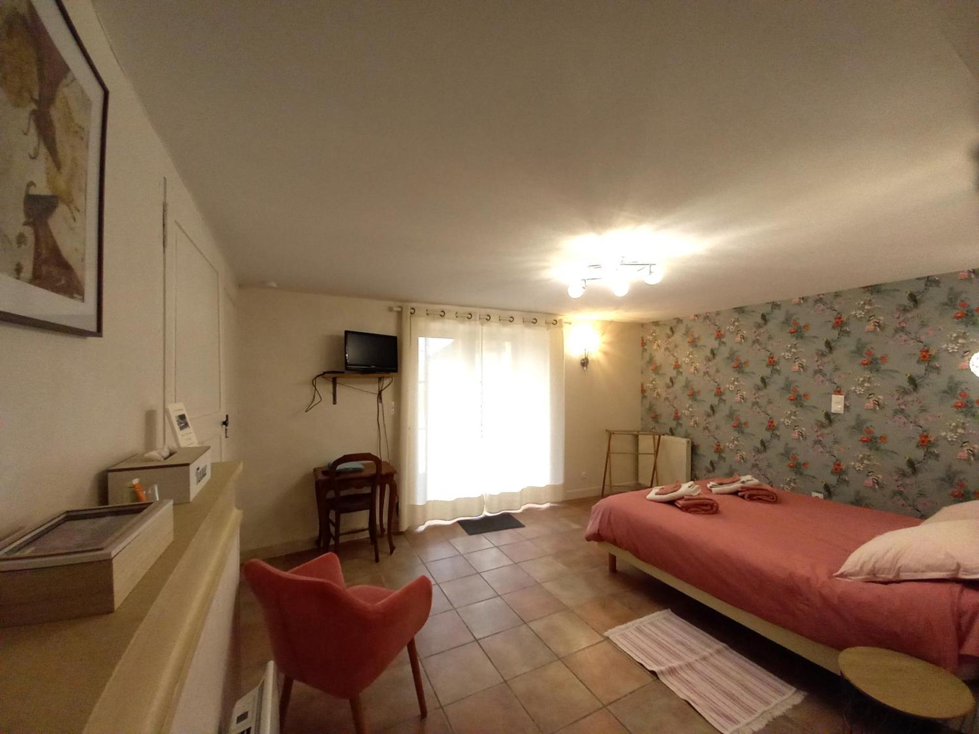 Au Pays De Jacquou : Chambre D'Hotes Et Table D'Hotes Fossemagne Экстерьер фото